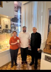 Подарок музею