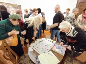 Выставка «Мир веера» из коллекции «Музей «Замковый комплекс «Мир».