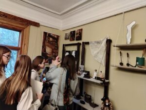 Готовится выставка работ
