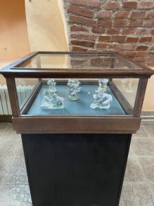 Фоторепортаж с выставки «СИМФОНИЯ ФАРФОРА»