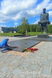 Дмитрий Карасёв помогает музеям сохранять память о войне