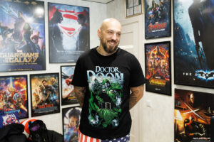 Коллекция на тысячи долларов. Вот зачем белорус собирает фигурки Marvel