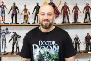 Коллекция на тысячи долларов. Вот зачем белорус собирает фигурки Marvel