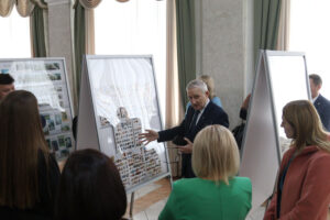 Открытие выставки БелРООК и БСФ в Академии управления при Президенте Республики Беларусь