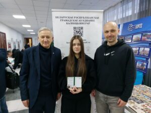 Продолжается прием в юные коллекционеры