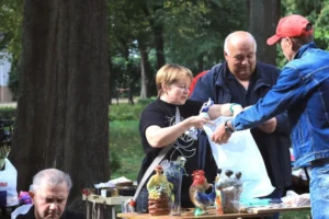 "Вечерний Брест"  о слете коллекционеров